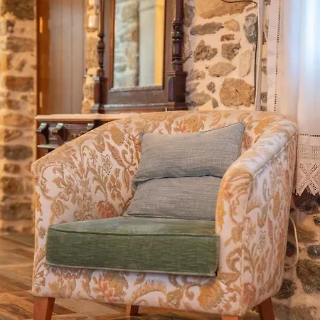 Zoes House * Makrirrákhi