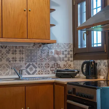 Дом отдыха Zoes House *